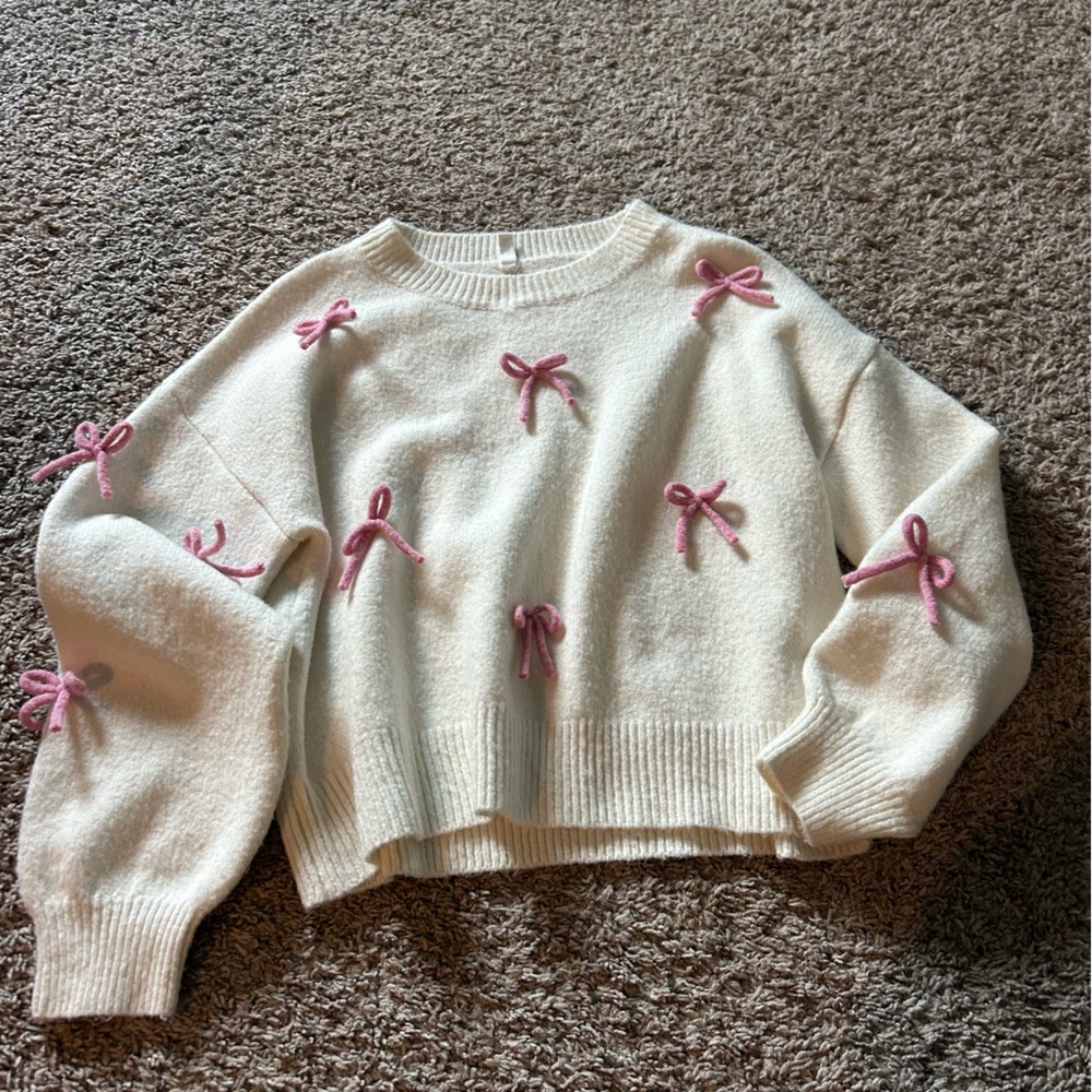 Bow Sweater - image 1
